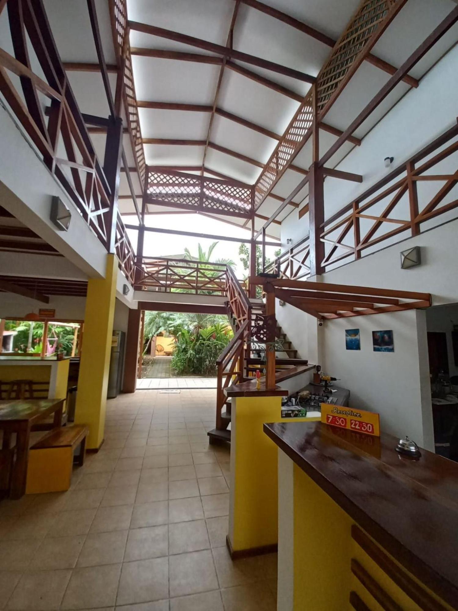 Pagalu Hostel Puerto Viejo de Talamanca ภายนอก รูปภาพ
